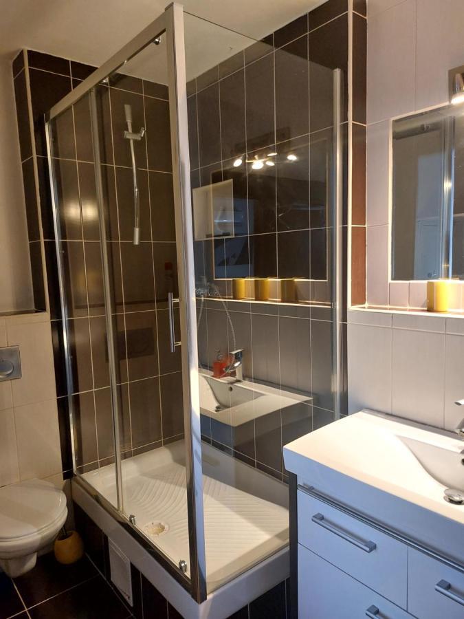 Apartman Katty Pressburg Exterior foto